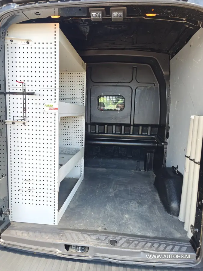 310 2.2 TDCI L2H2 Dubbele cabine 7 persoons , 1e Eig , cruise , camera , PDC , Apk april 2027.