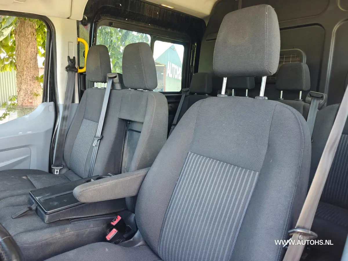 310 2.2 TDCI L2H2 Dubbele cabine 7 persoons , 1e Eig , cruise , camera , PDC , Apk april 2027.