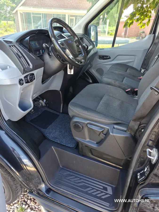 310 2.2 TDCI L2H2 Dubbele cabine 7 persoons , 1e Eig , cruise , camera , PDC , Apk april 2027.