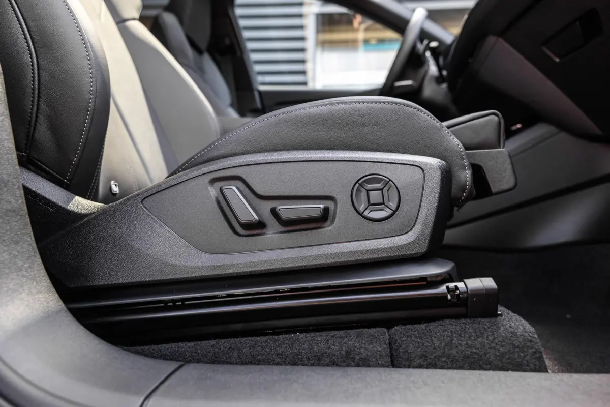 306pk S Edition Performance 100 kWh | Winterpakket | Panoramadak