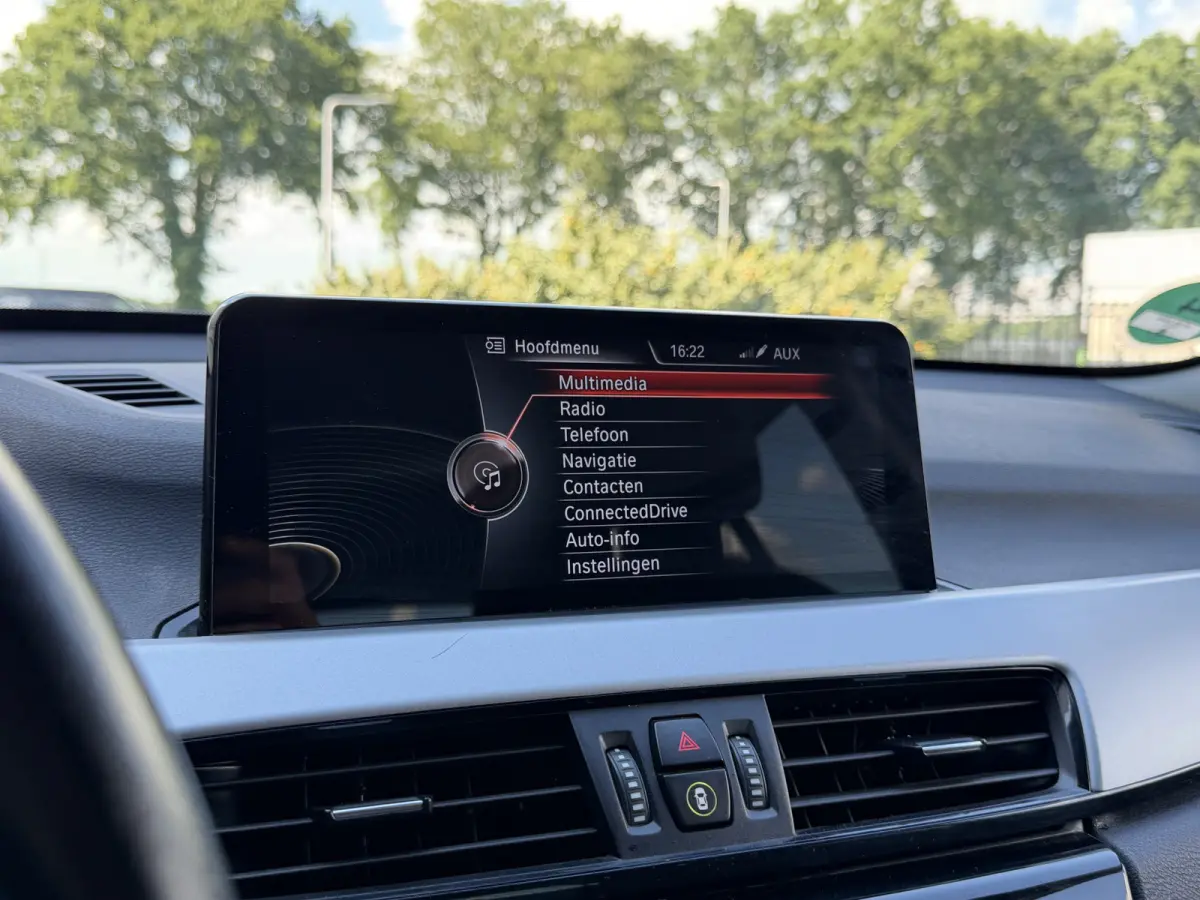 xDrive20i Exe Aut Navi|LED|Cruis|PDC|Camera Zwart