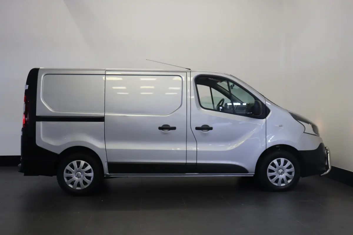 1.6 dCi - Airco - Navi - Cruise - €6.950,- Excl. btw