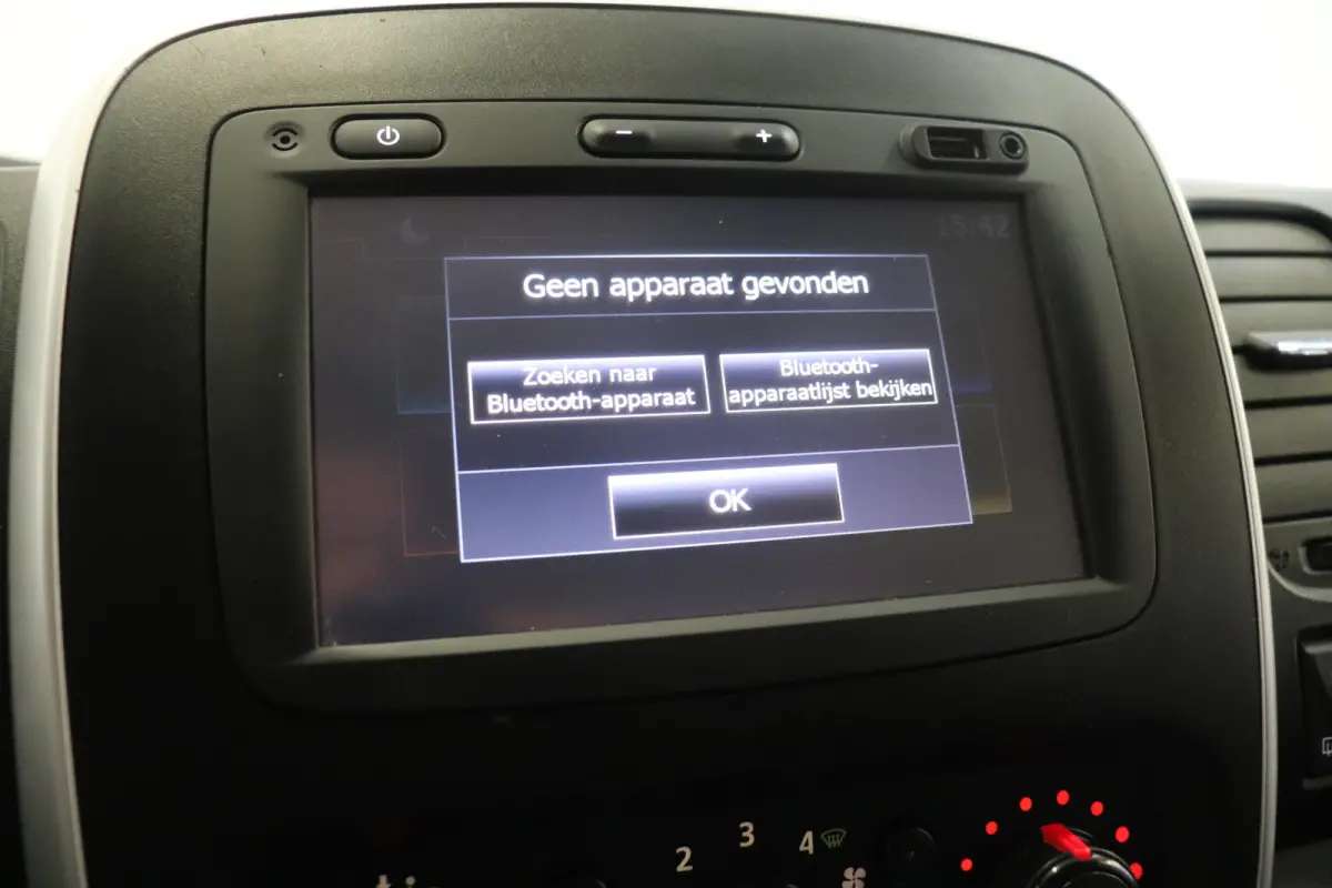 1.6 dCi - Airco - Navi - Cruise - €6.950,- Excl. btw