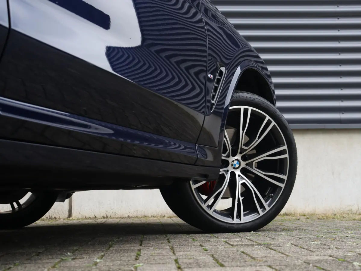xDrive30e | High Executive | M Sportpakket | Panodak | Driving Assistant Prof. | Head-Up | Parking Assistant Plus | Harman Kardon | Elektr. M Stoelen | 21'' LMV
