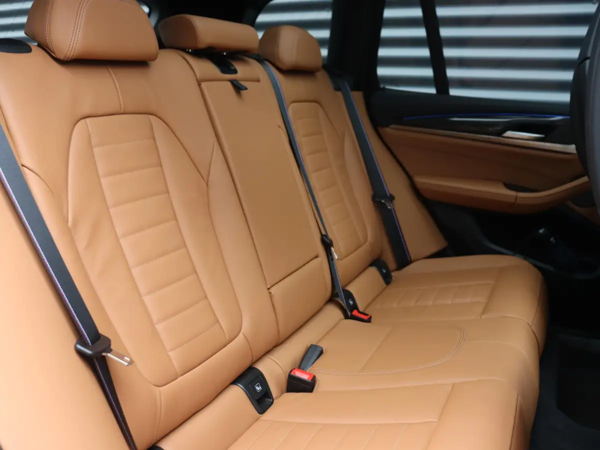 xDrive30e | High Executive | M Sportpakket | Panodak | Driving Assistant Prof. | Head-Up | Parking Assistant Plus | Harman Kardon | Elektr. M Stoelen | 21'' LMV