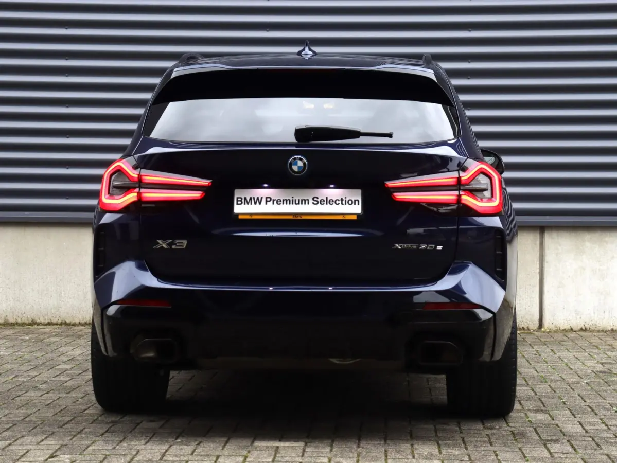 xDrive30e | High Executive | M Sportpakket | Panodak | Driving Assistant Prof. | Head-Up | Parking Assistant Plus | Harman Kardon | Elektr. M Stoelen | 21'' LMV