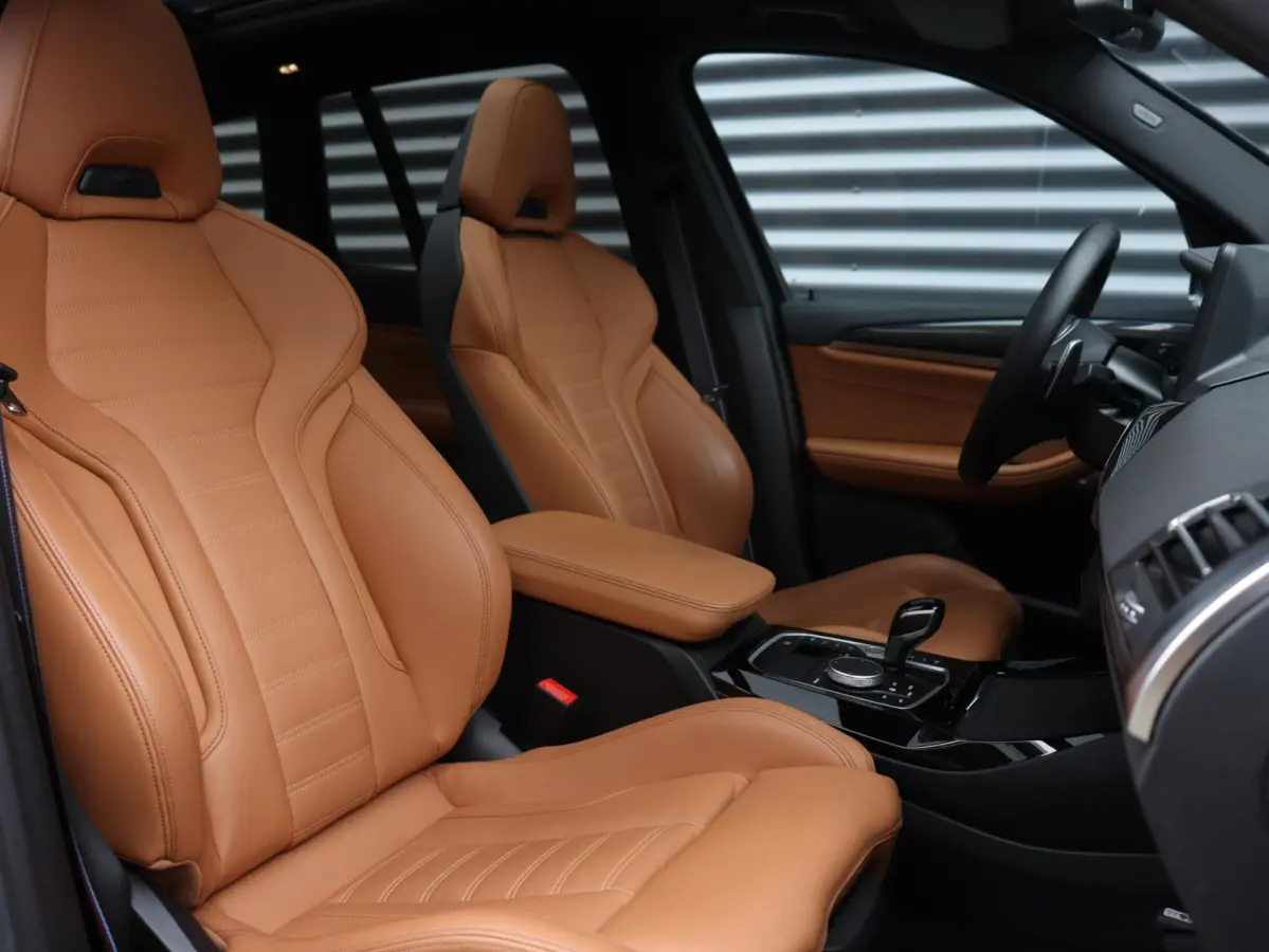 xDrive30e | High Executive | M Sportpakket | Panodak | Driving Assistant Prof. | Head-Up | Parking Assistant Plus | Harman Kardon | Elektr. M Stoelen | 21'' LMV