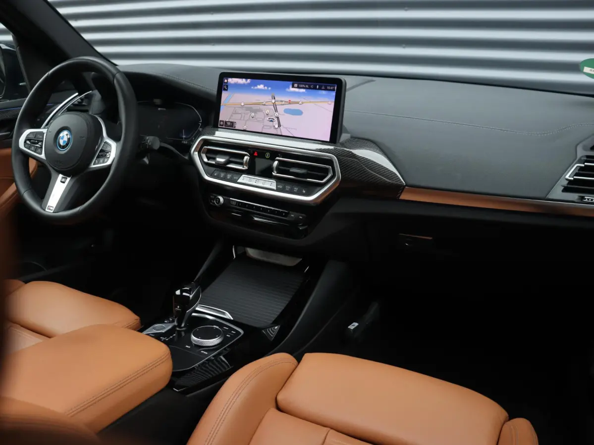 xDrive30e | High Executive | M Sportpakket | Panodak | Driving Assistant Prof. | Head-Up | Parking Assistant Plus | Harman Kardon | Elektr. M Stoelen | 21'' LMV