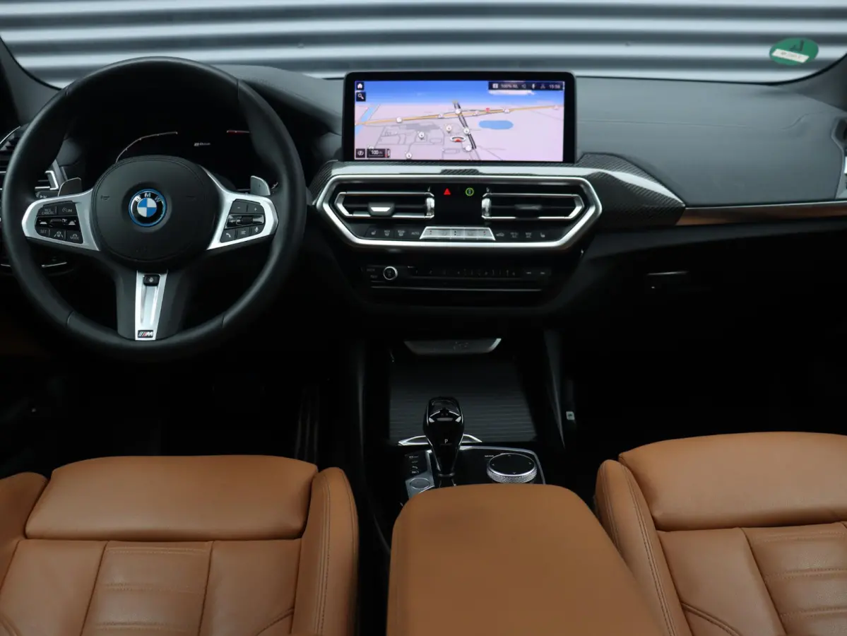 xDrive30e | High Executive | M Sportpakket | Panodak | Driving Assistant Prof. | Head-Up | Parking Assistant Plus | Harman Kardon | Elektr. M Stoelen | 21'' LMV