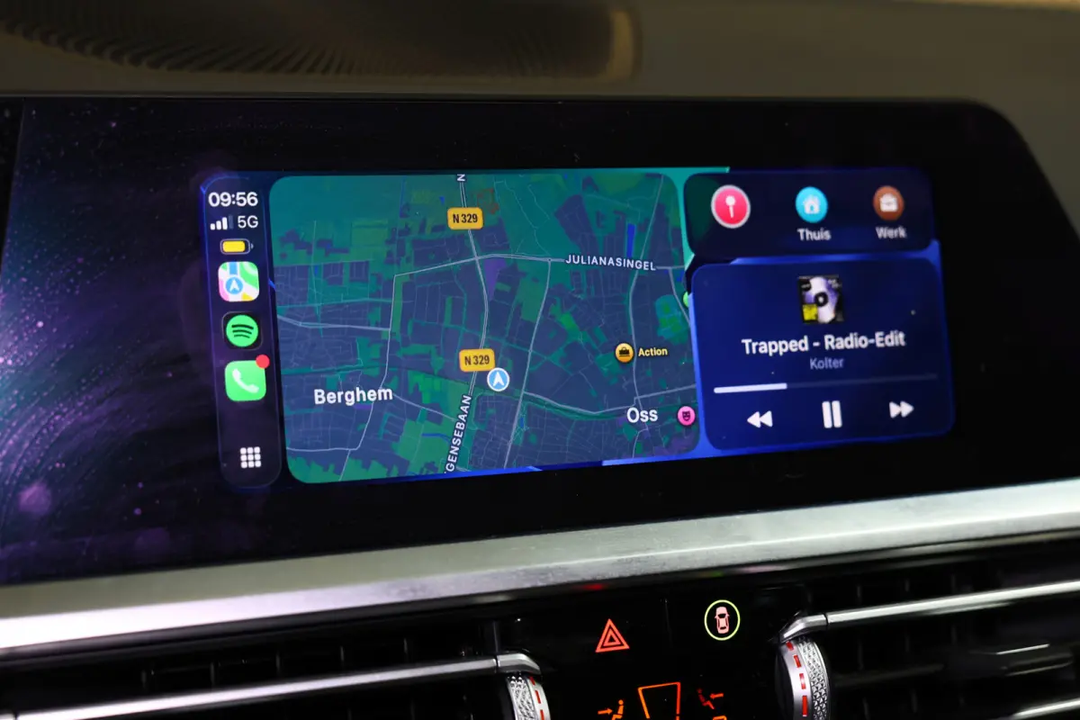 318i Business M SPORT Edition AVM SPORTLEDER NAVI CARPLAY VIRTUAL '21