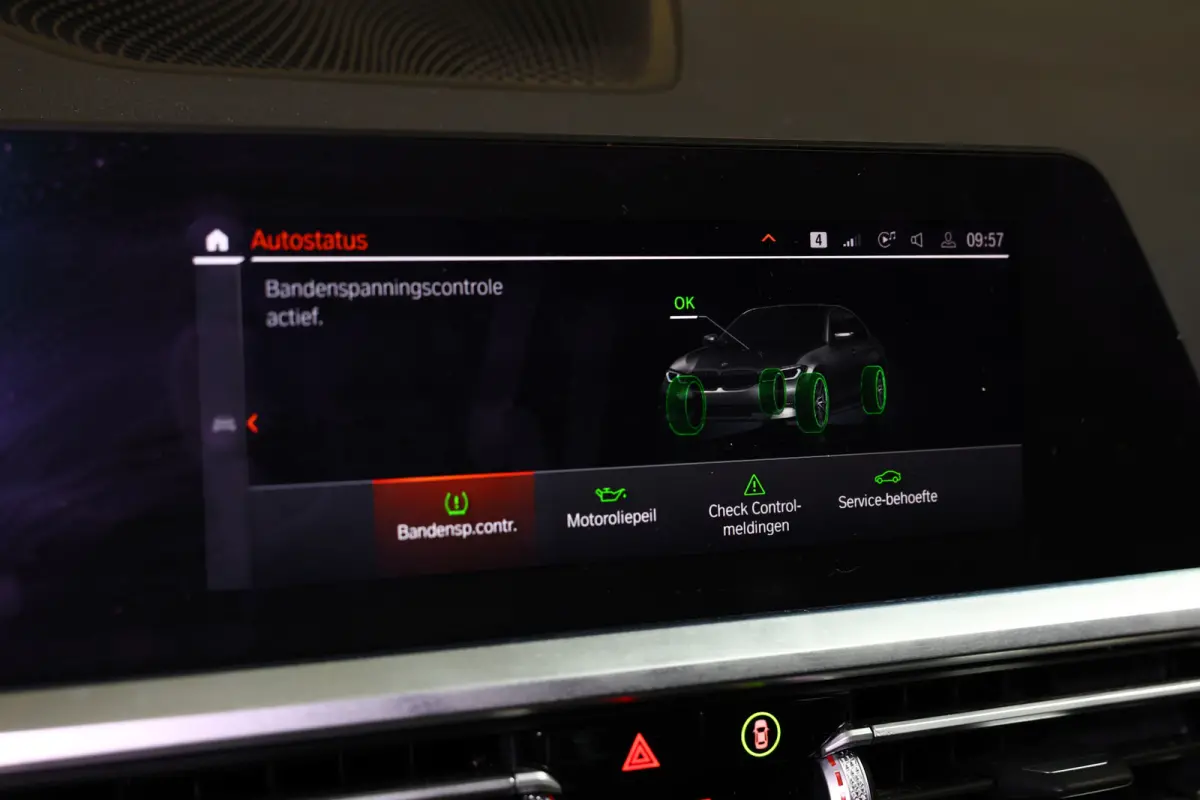 318i Business M SPORT Edition AVM SPORTLEDER NAVI CARPLAY VIRTUAL '21