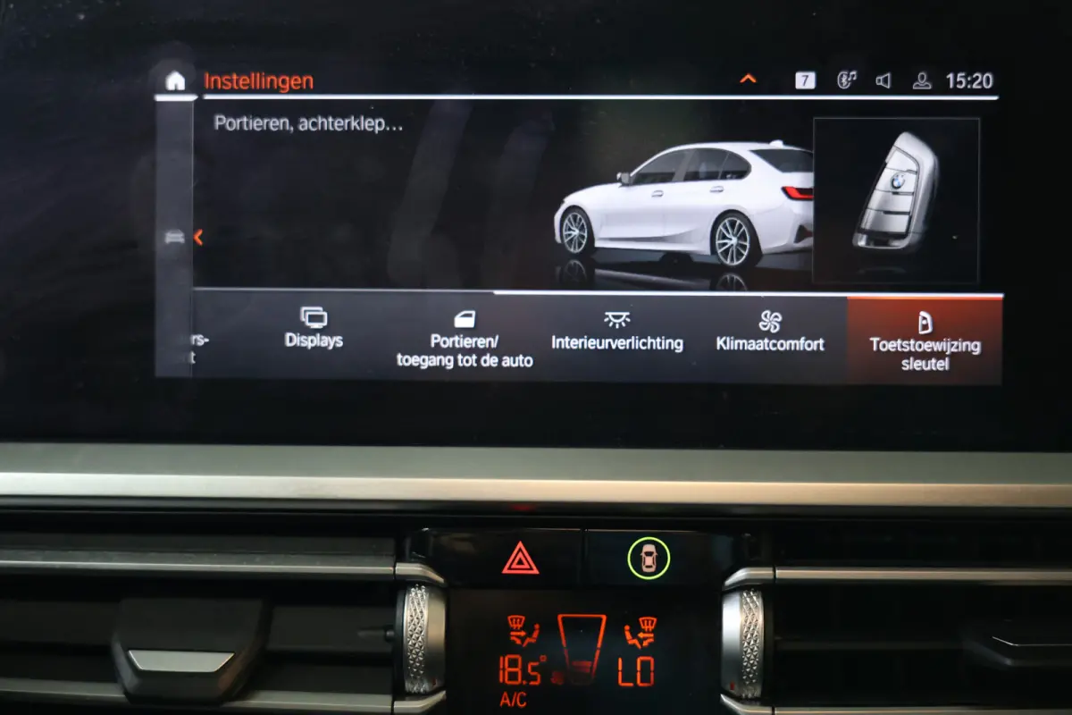 318i Business M SPORT Edition AVM SPORTLEDER NAVI CARPLAY VIRTUAL '21