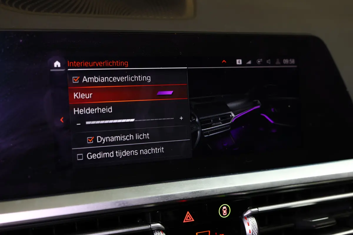 318i Business M SPORT Edition AVM SPORTLEDER NAVI CARPLAY VIRTUAL '21