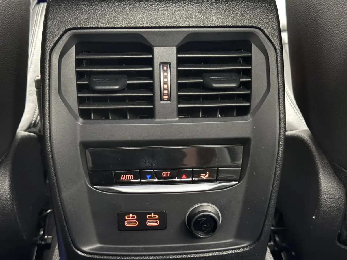 320i High Executive Edition