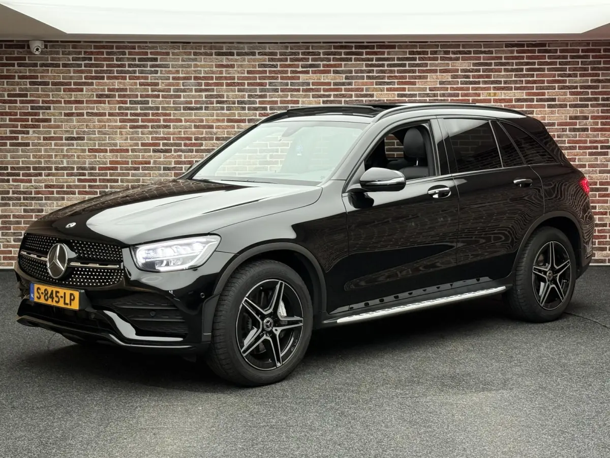300 4MATIC AMG Premium Plus Pano, 360 Camera,