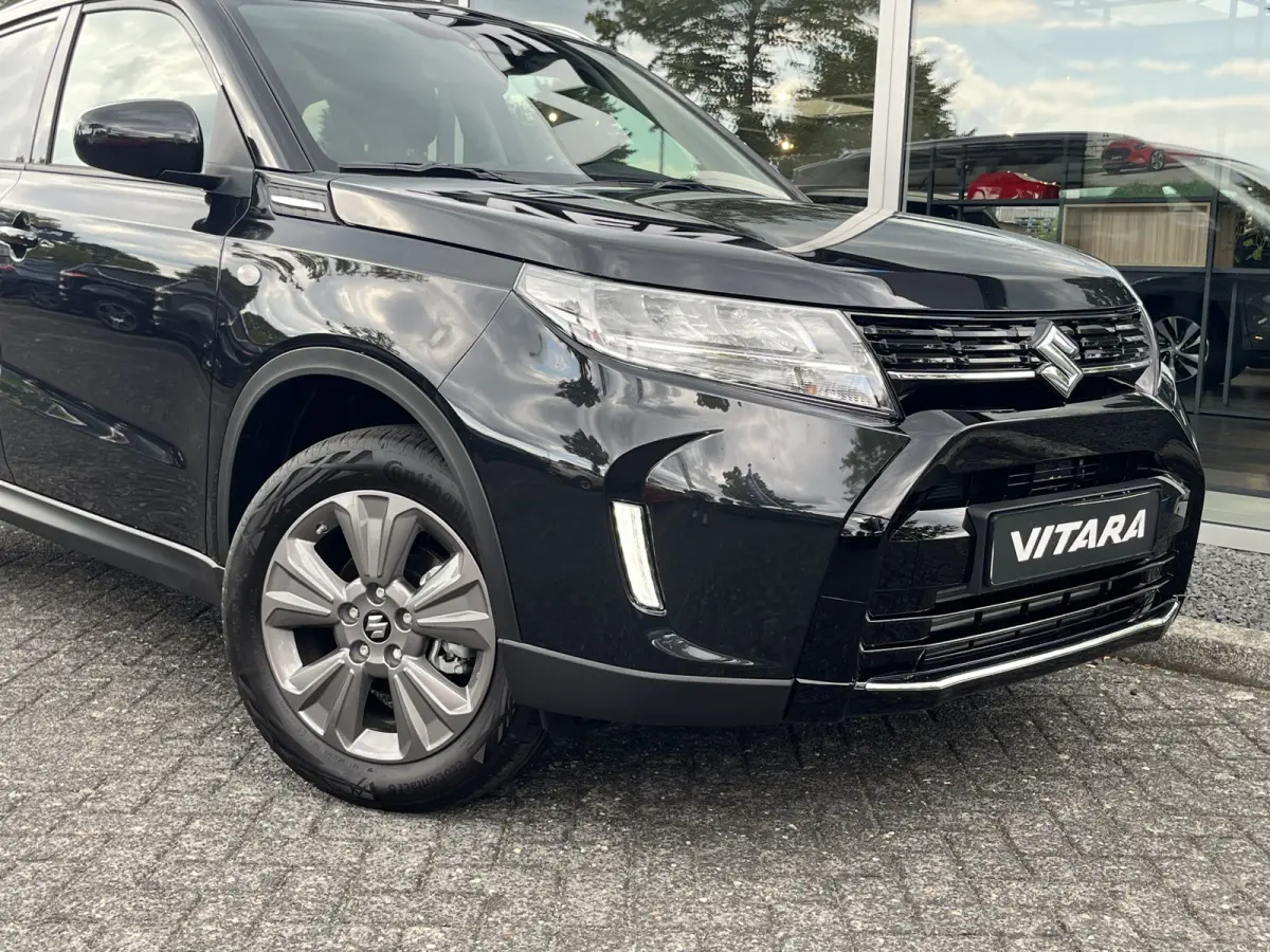 1.4 Boosterjet Smart Hybrid Select Automaat | €2.000,- voordeel | Meerdere kleuren leverbaar |Adapt. Cruise | Camera | Dodehoek | Rijstrook | Stoelverwarming | etc. etc.
