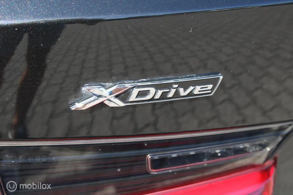 320e xDrive/Led/Trekhaak/Navi/Tel/All seas/
