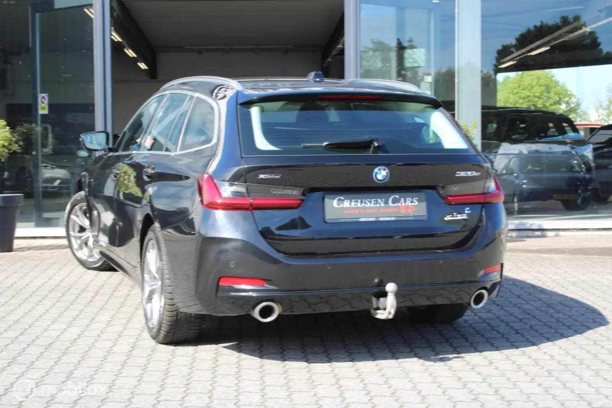 320e xDrive/Led/Trekhaak/Navi/Tel/All seas/