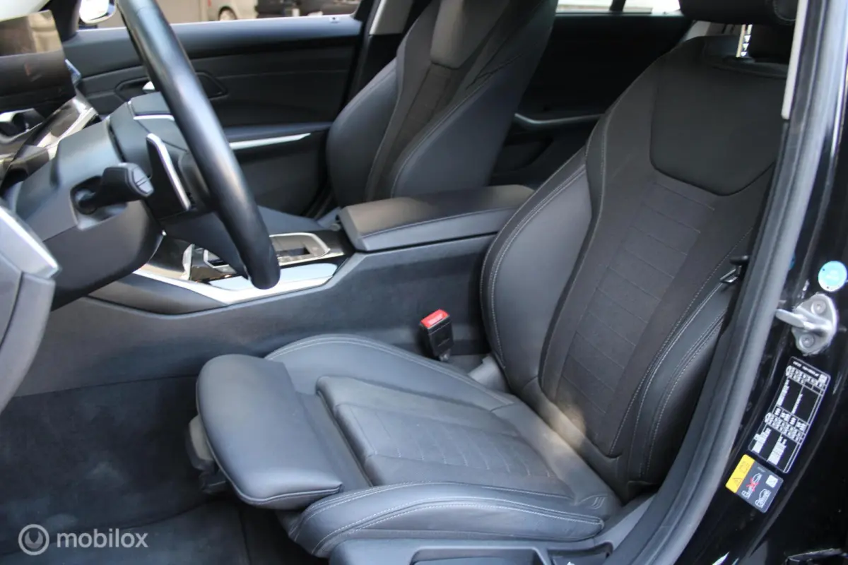 320e xDrive/Led/Trekhaak/Navi/Tel/All seas/