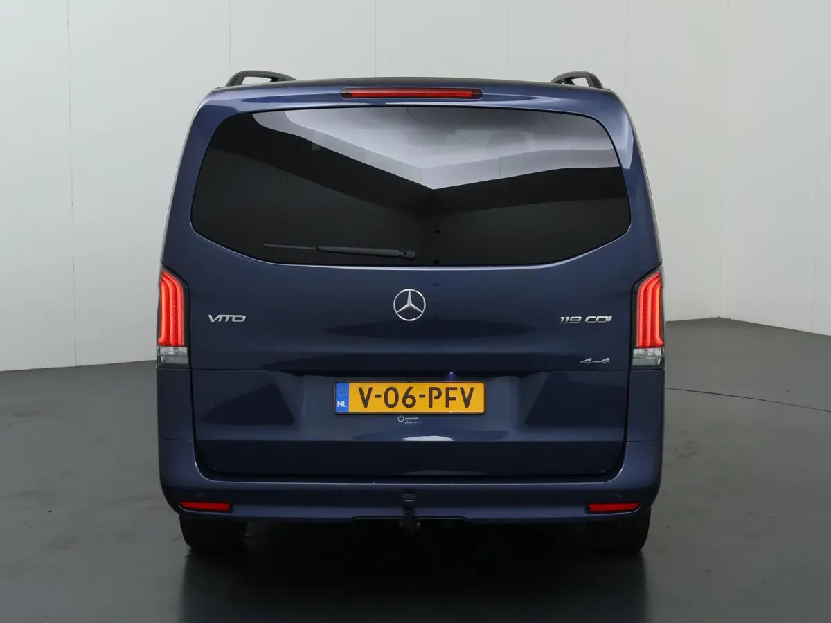 119 CDI | XL L3 | Pro | Dubbele Cabine | 4X4 | Schuifdeur L+R | Navigatie | Stoelverwarming | Parkeerpakket met Camera | LM Velgen | Trekhaak | Alarm Klasse 3 | Certified