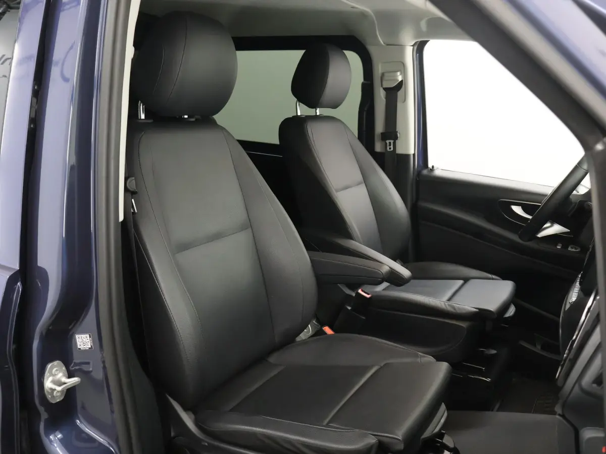 119 CDI | XL L3 | Pro | Dubbele Cabine | 4X4 | Schuifdeur L+R | Navigatie | Stoelverwarming | Parkeerpakket met Camera | LM Velgen | Trekhaak | Alarm Klasse 3 | Certified