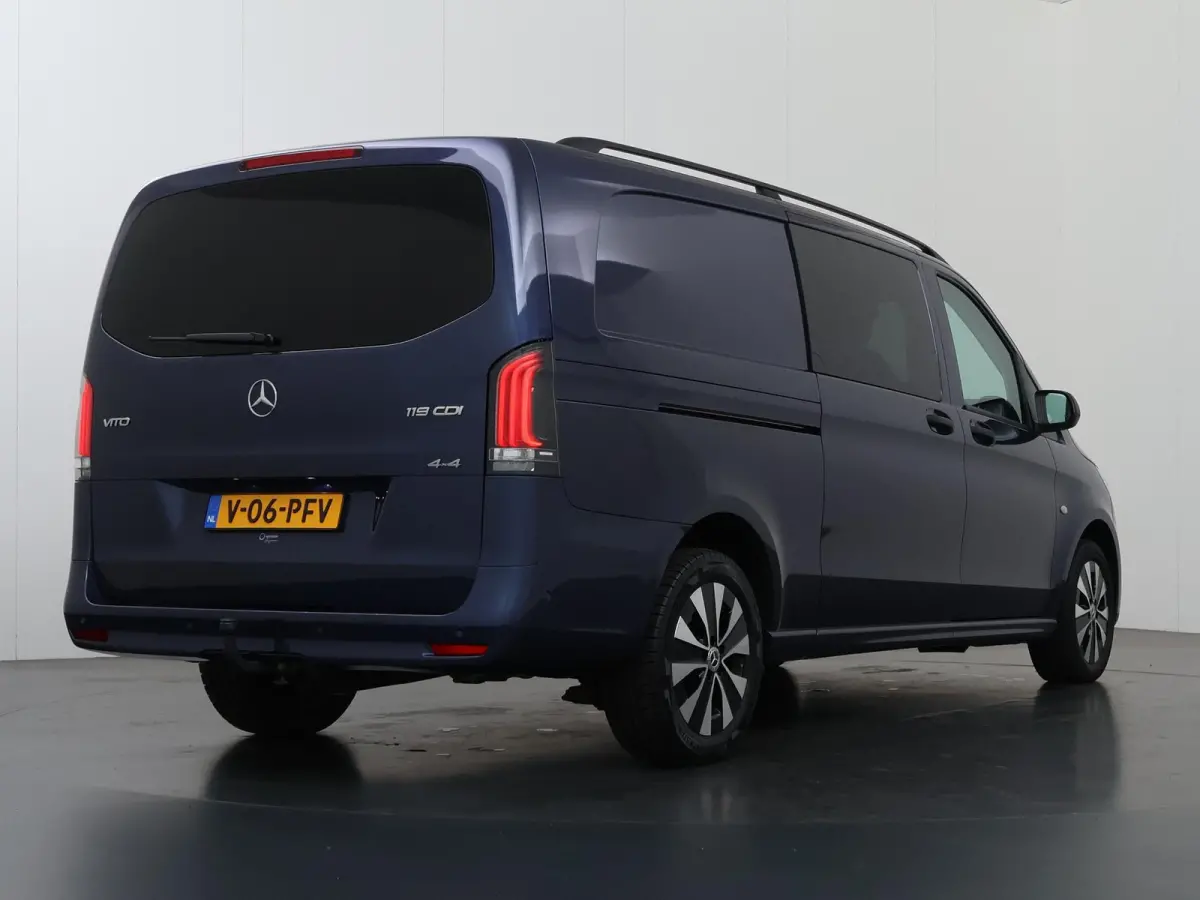 119 CDI | XL L3 | Pro | Dubbele Cabine | 4X4 | Schuifdeur L+R | Navigatie | Stoelverwarming | Parkeerpakket met Camera | LM Velgen | Trekhaak | Alarm Klasse 3 | Certified