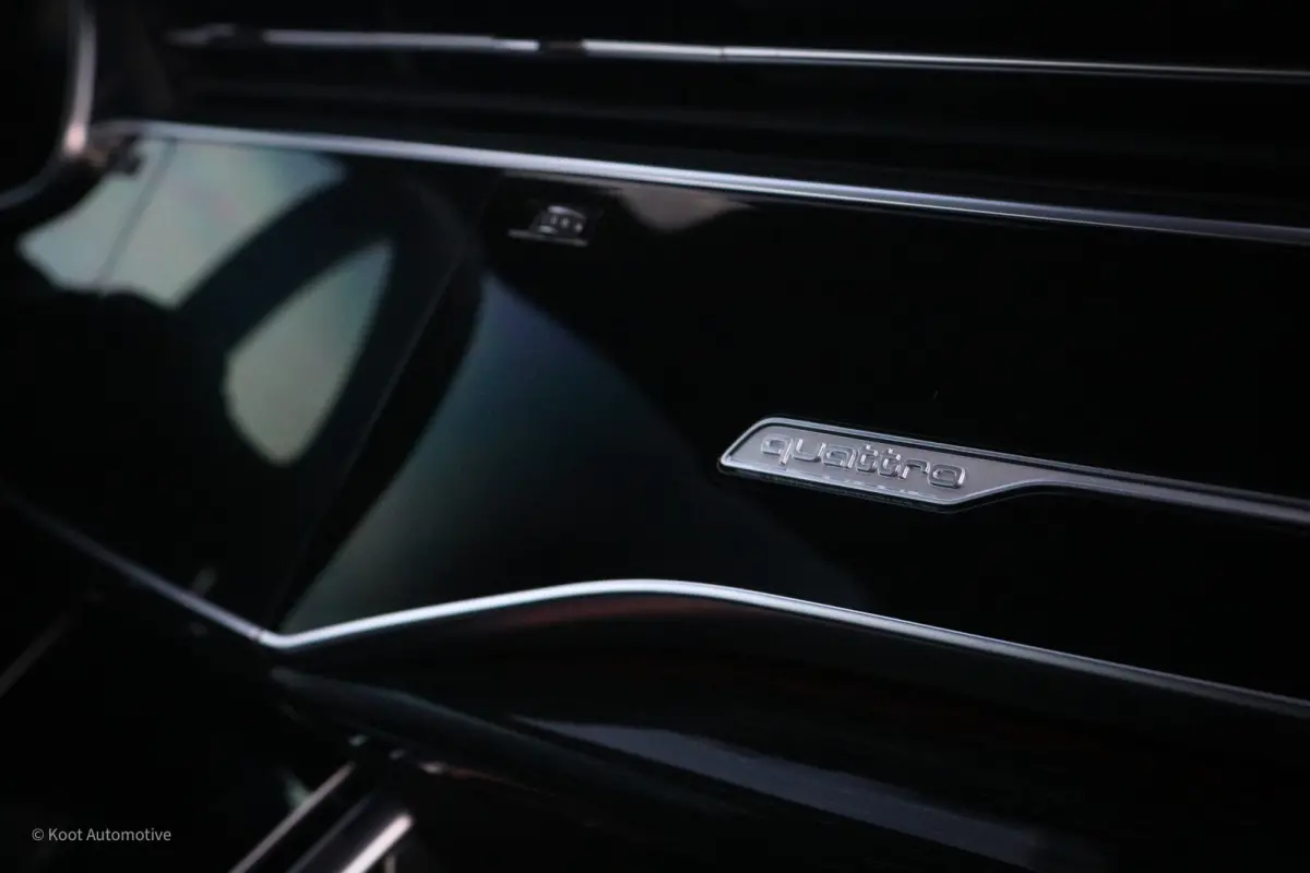 60 TFSI e Quattro Competition | RS-Stoelen| B&O 3D | HUD | Matrix Laser | Massage | Trekhaak | Alcantara hemel | Softclose