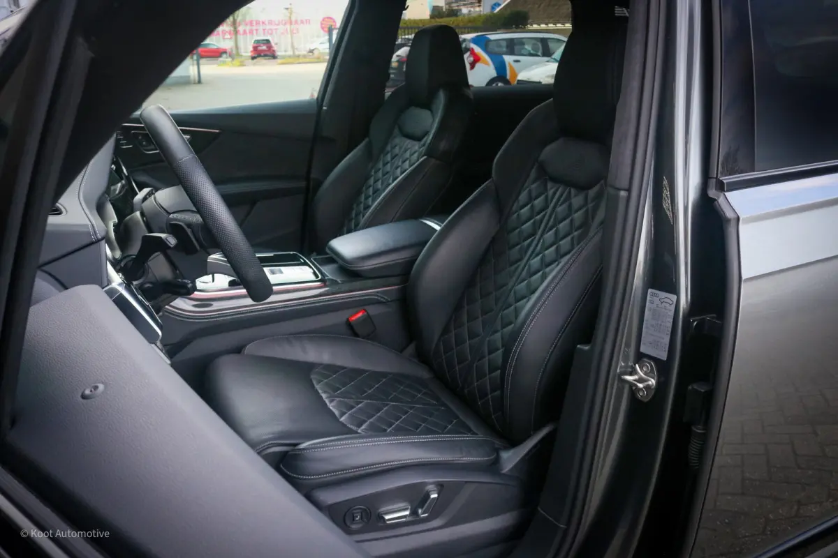 60 TFSI e Quattro Competition | RS-Stoelen| B&O 3D | HUD | Matrix Laser | Massage | Trekhaak | Alcantara hemel | Softclose