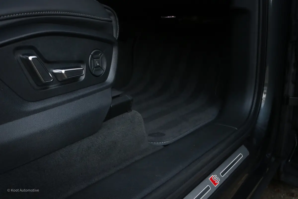 60 TFSI e Quattro Competition | RS-Stoelen| B&O 3D | HUD | Matrix Laser | Massage | Trekhaak | Alcantara hemel | Softclose