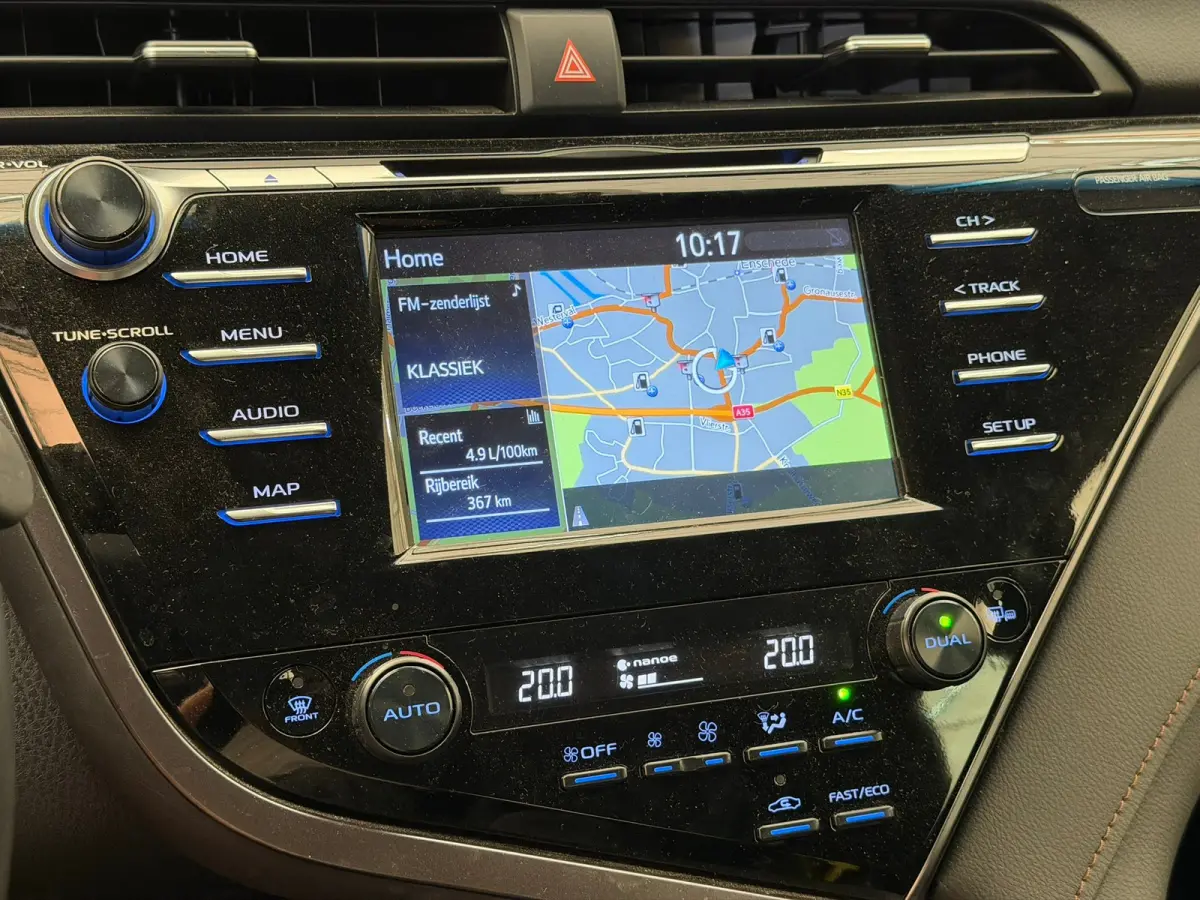 2.5 Hybrid Active Camera | Elektrische Stoel | Adaptieve Cruise | Climate | Bluetooth | 17" Lichtmetaal | Parkeersensoren | Achteruitrijcamera | Airco (automatisch) | Cruise control adaptief