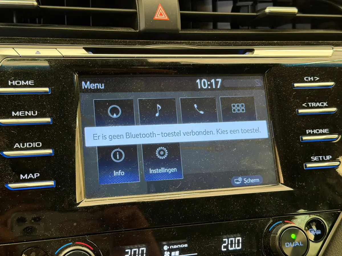 2.5 Hybrid Active Camera | Elektrische Stoel | Adaptieve Cruise | Climate | Bluetooth | 17" Lichtmetaal | Parkeersensoren | Achteruitrijcamera | Airco (automatisch) | Cruise control adaptief