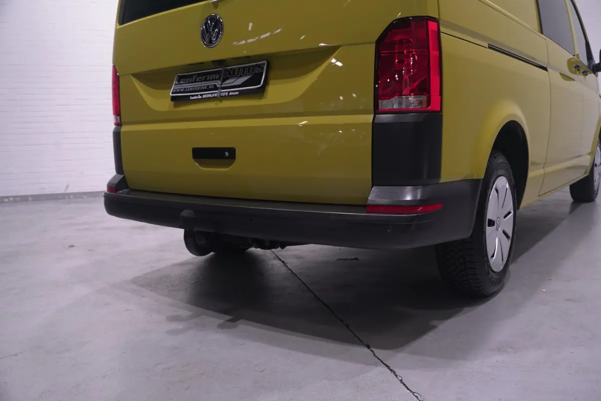 2.0 TDI 110 pk L2H1 Airco, Apple Carplay, Camera, Cruise Control, Laadruimte Pakket, PDC V+A, 3-Zits