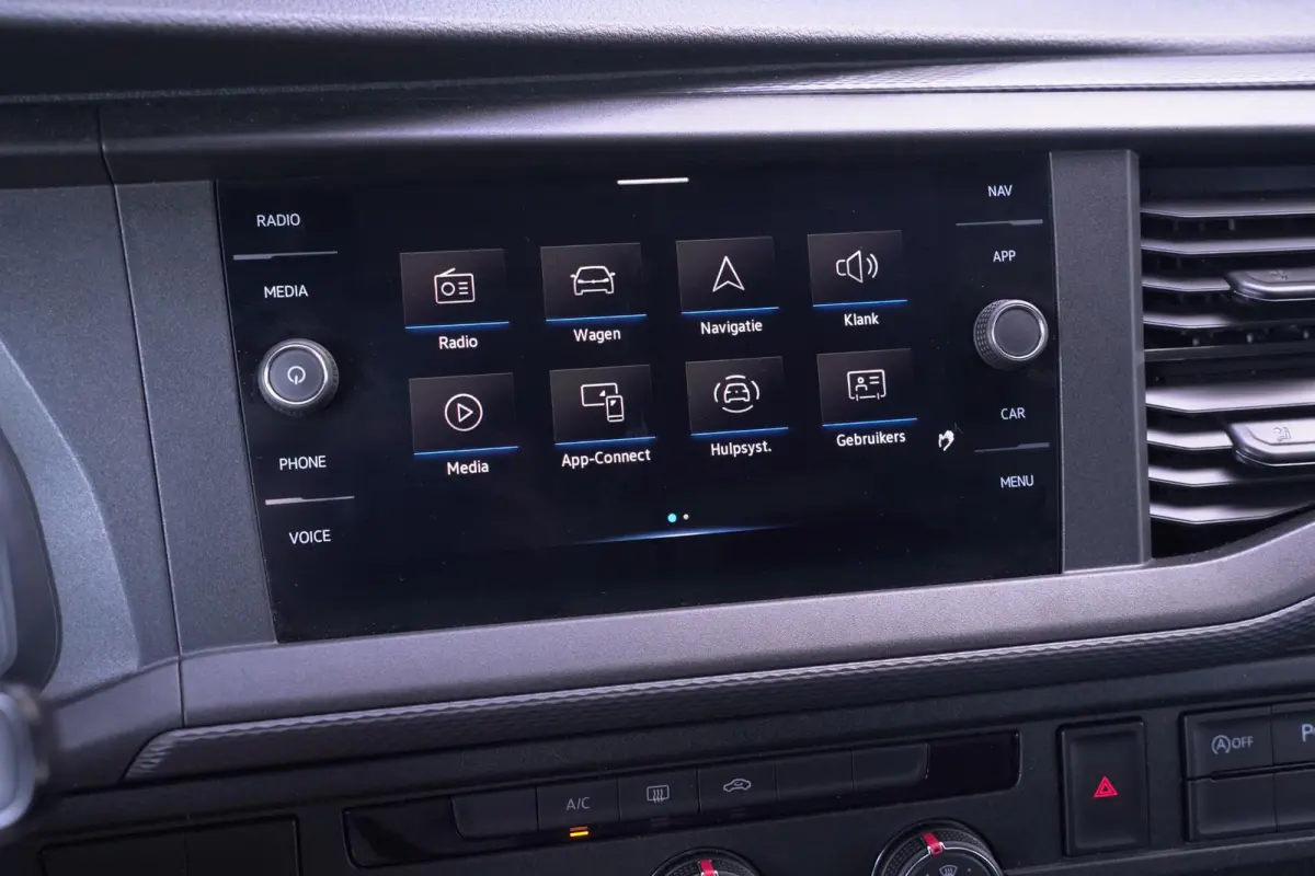 2.0 TDI 110 pk L2H1 Airco, Apple Carplay, Camera, Cruise Control, Laadruimte Pakket, PDC V+A, 3-Zits