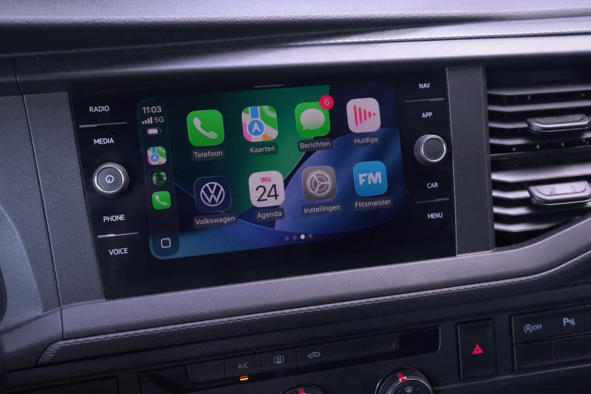 2.0 TDI 110 pk L2H1 Airco, Apple Carplay, Camera, Cruise Control, Laadruimte Pakket, PDC V+A, 3-Zits