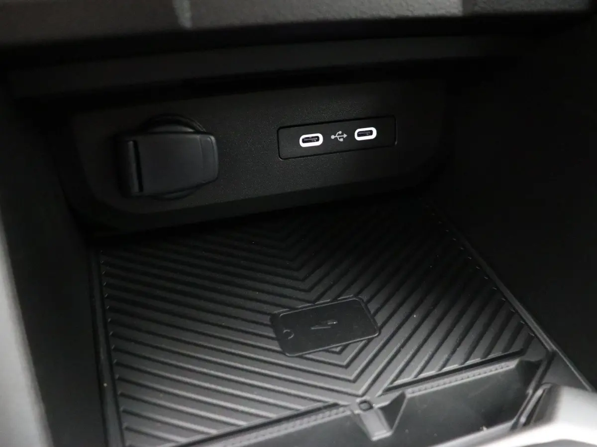 mild hybrid 140pk extreme | Navigatie | Automatische parkeerrrem | Achteruitrijcamera |