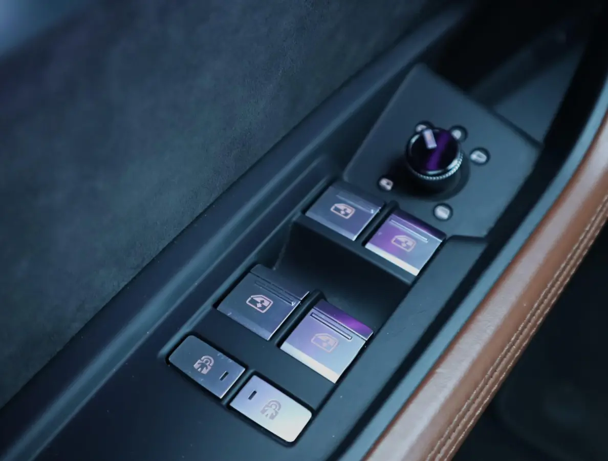 e-tron 55 quattro advanced Pro Line Plus 95 kWh | Pano | Trekhaak | ACC | Leer