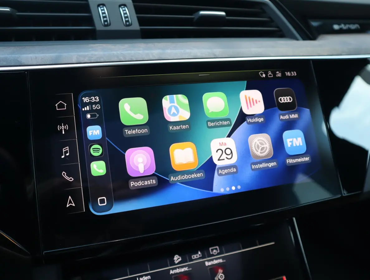 e-tron 55 quattro advanced Pro Line Plus 95 kWh | Pano | Trekhaak | ACC | Leer