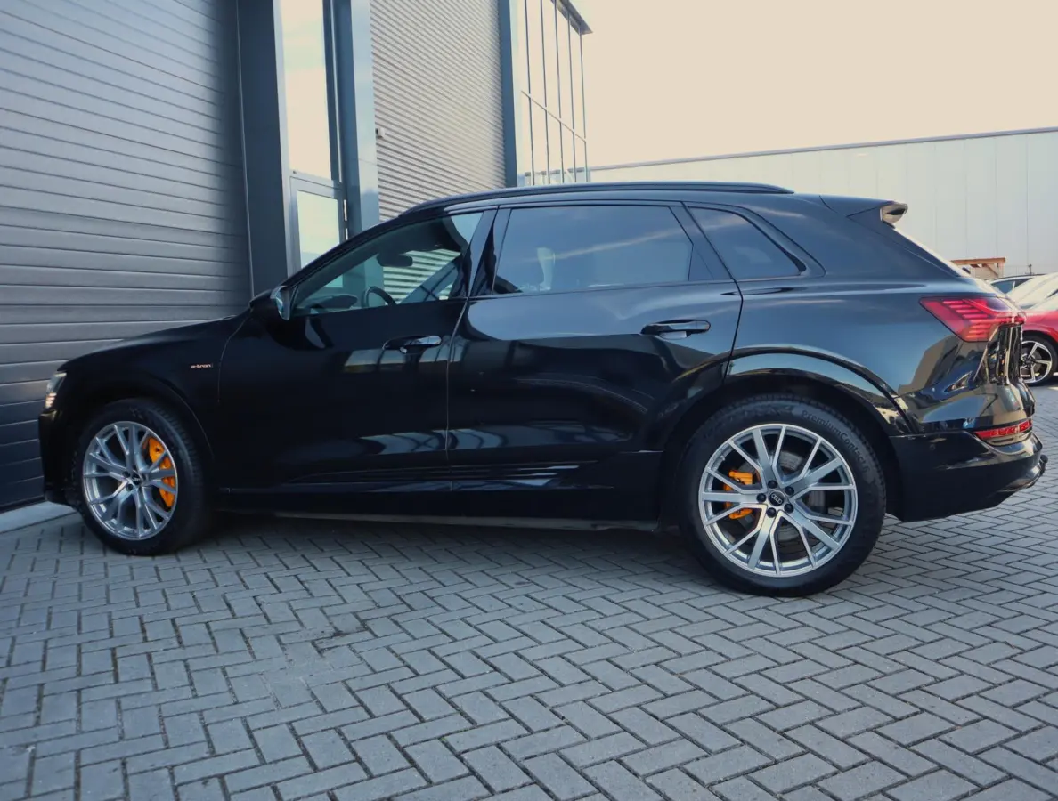 e-tron 55 quattro advanced Pro Line Plus 95 kWh | Pano | Trekhaak | ACC | Leer