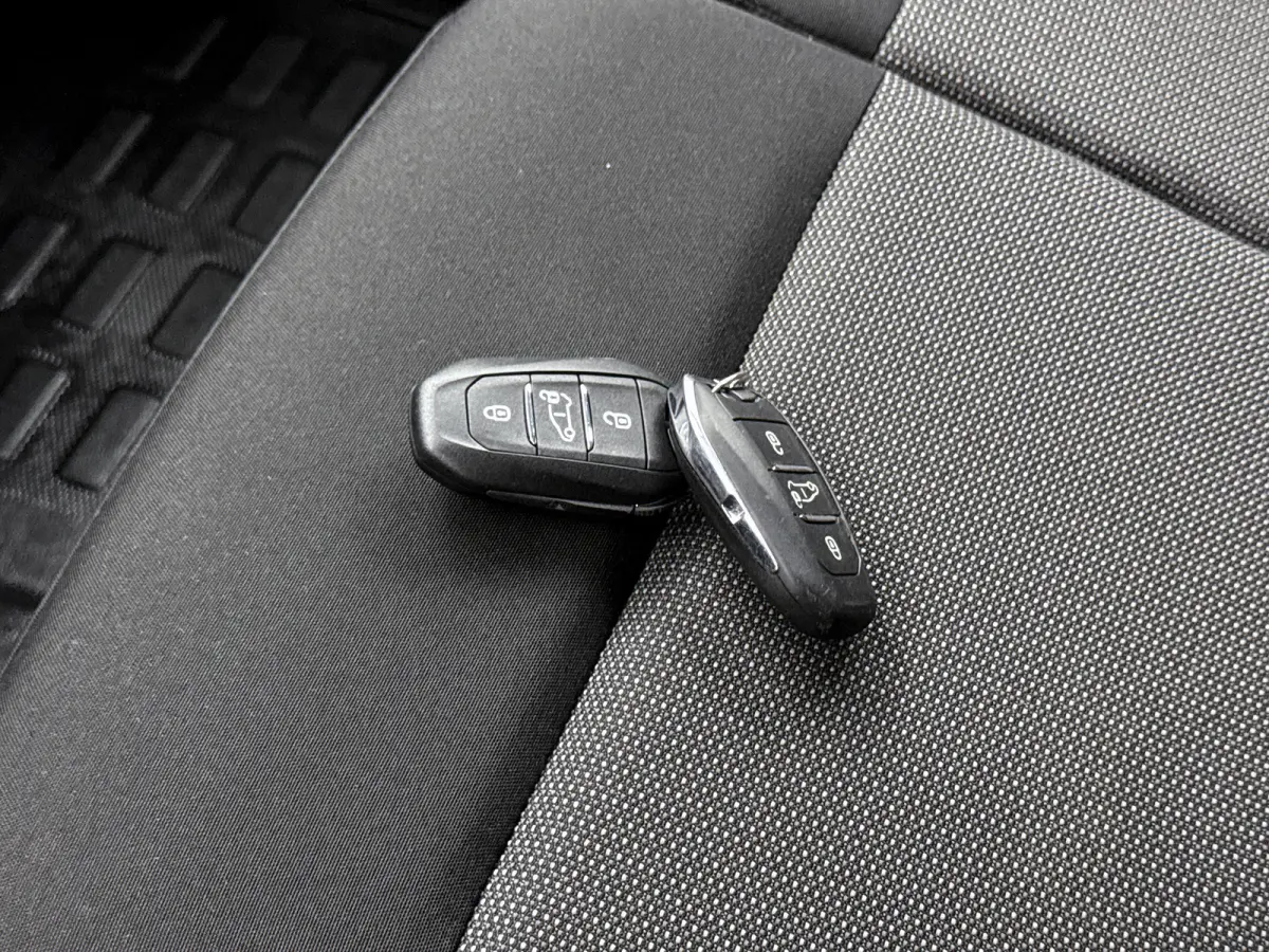 2.0 D-4D 145pk Navigatie Blind Spot Camera