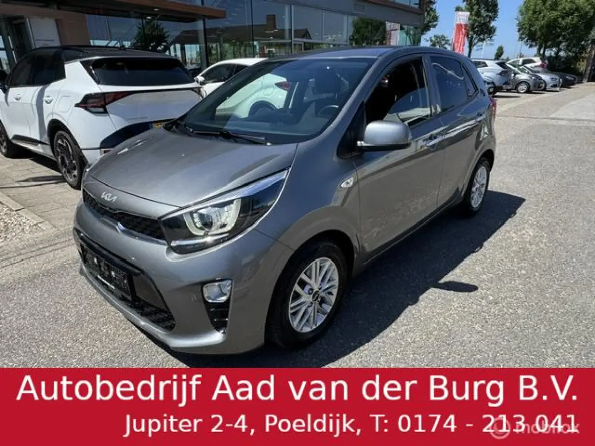 1.0 Dynamic Edition - Stoel & Stuurverwarming, Navigatie via Carplay, Camera achter, Airco, Electr - ramen en spiegels, Deurvergr. met afst.diening, Priveglas, Sport Velgen