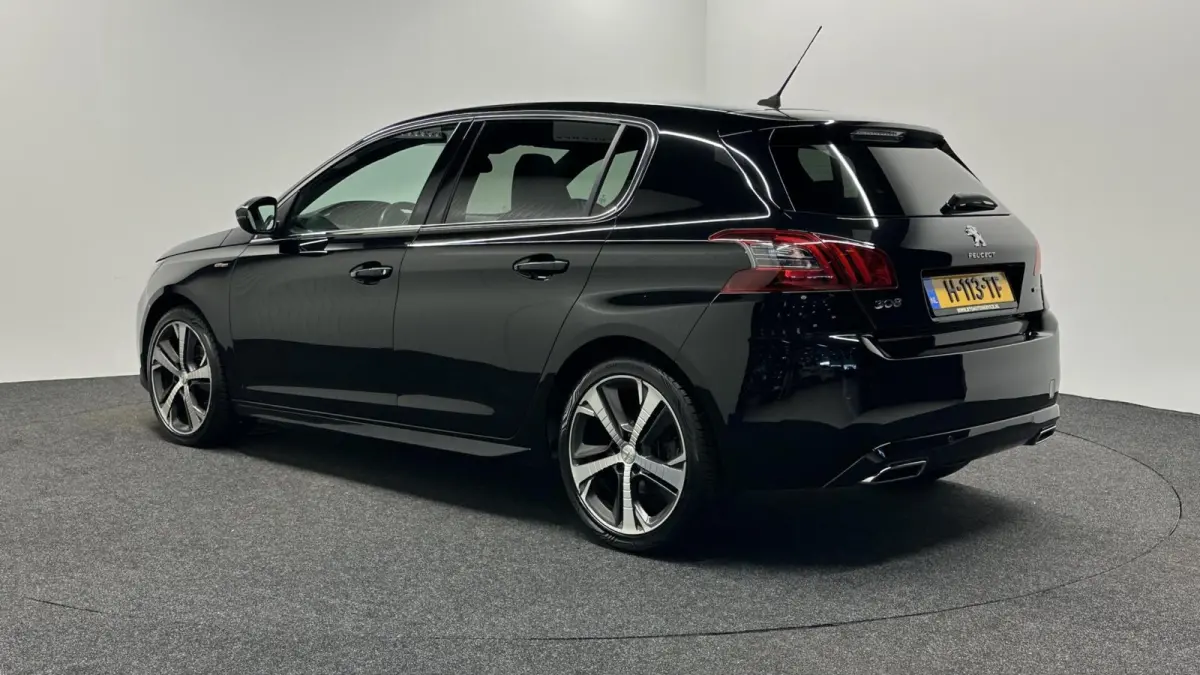 1.2 PureTech GT-Line PANO CARPLAY NAVI ECC CRUISE.