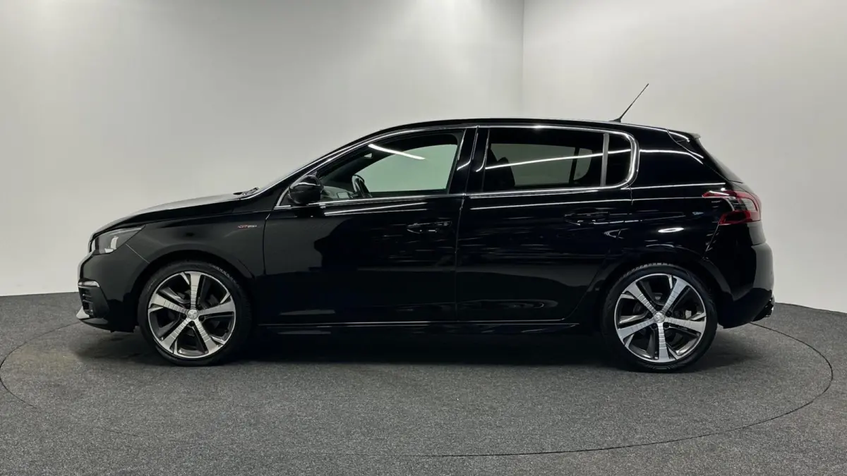 1.2 PureTech GT-Line PANO CARPLAY NAVI ECC CRUISE.