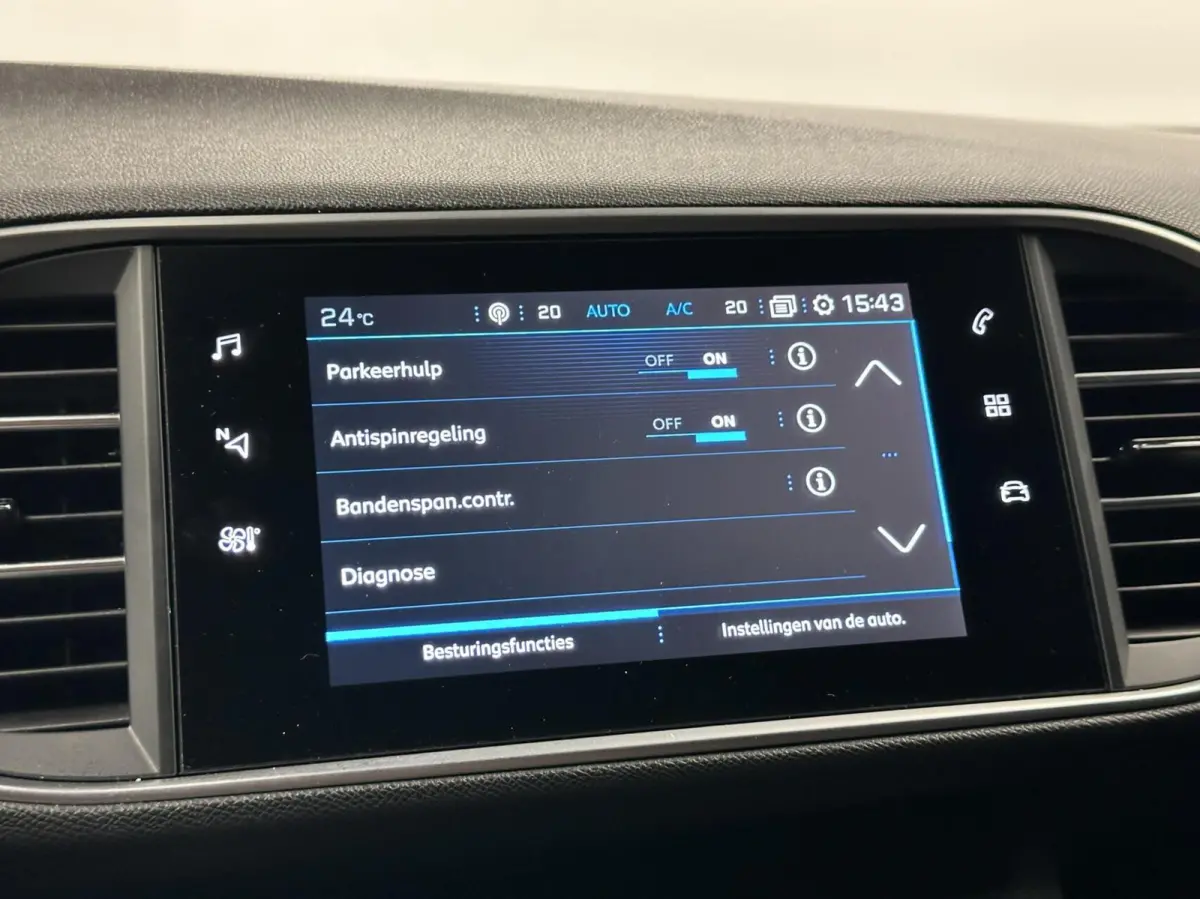 1.2 PureTech GT-Line PANO CARPLAY NAVI ECC CRUISE.
