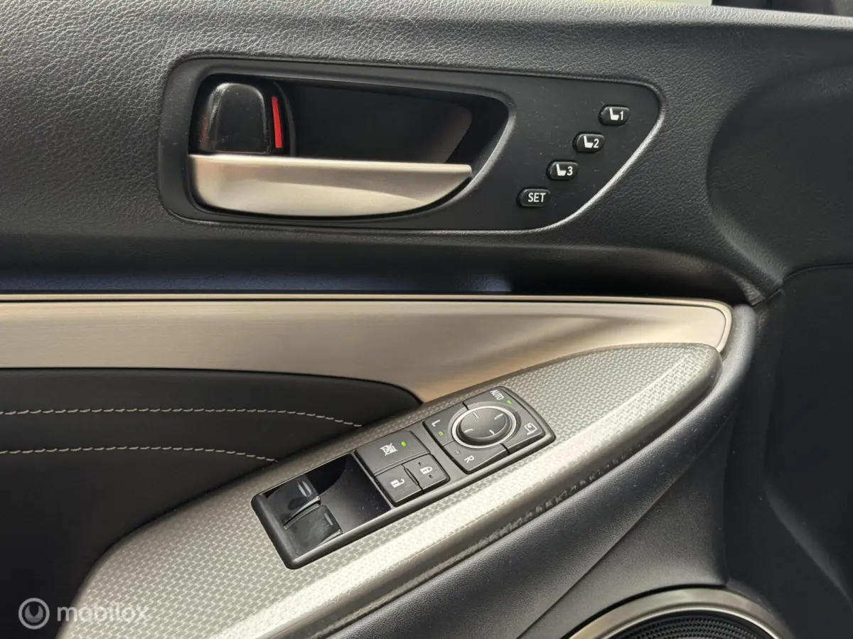 300h F SPORT Schuifdak|ML-Audio|LED|19"|NL-Auto!