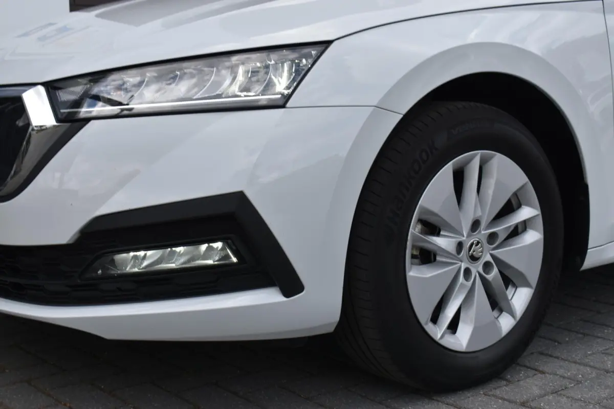 1.0 e-TSI Ambition VirtualCockpit NAVI ECC