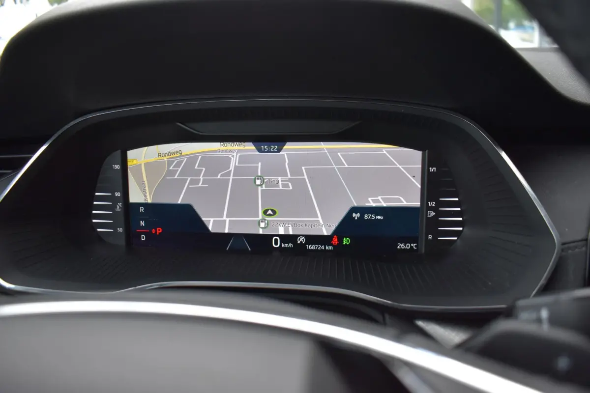1.0 e-TSI Ambition VirtualCockpit NAVI ECC