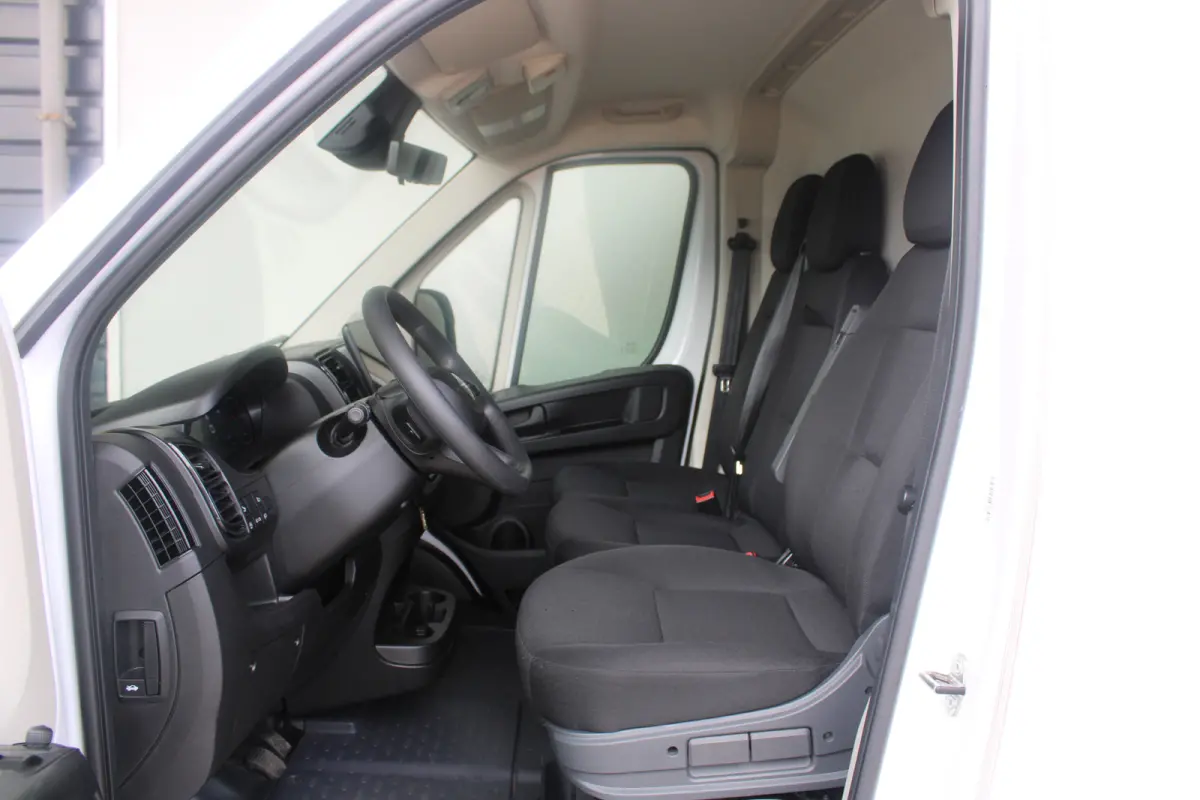 2.2D 140 S&S L3H2 3.5t | Automaat! | Camera | Parkeersensoren | Laadruimtebettimering | Cruise control |