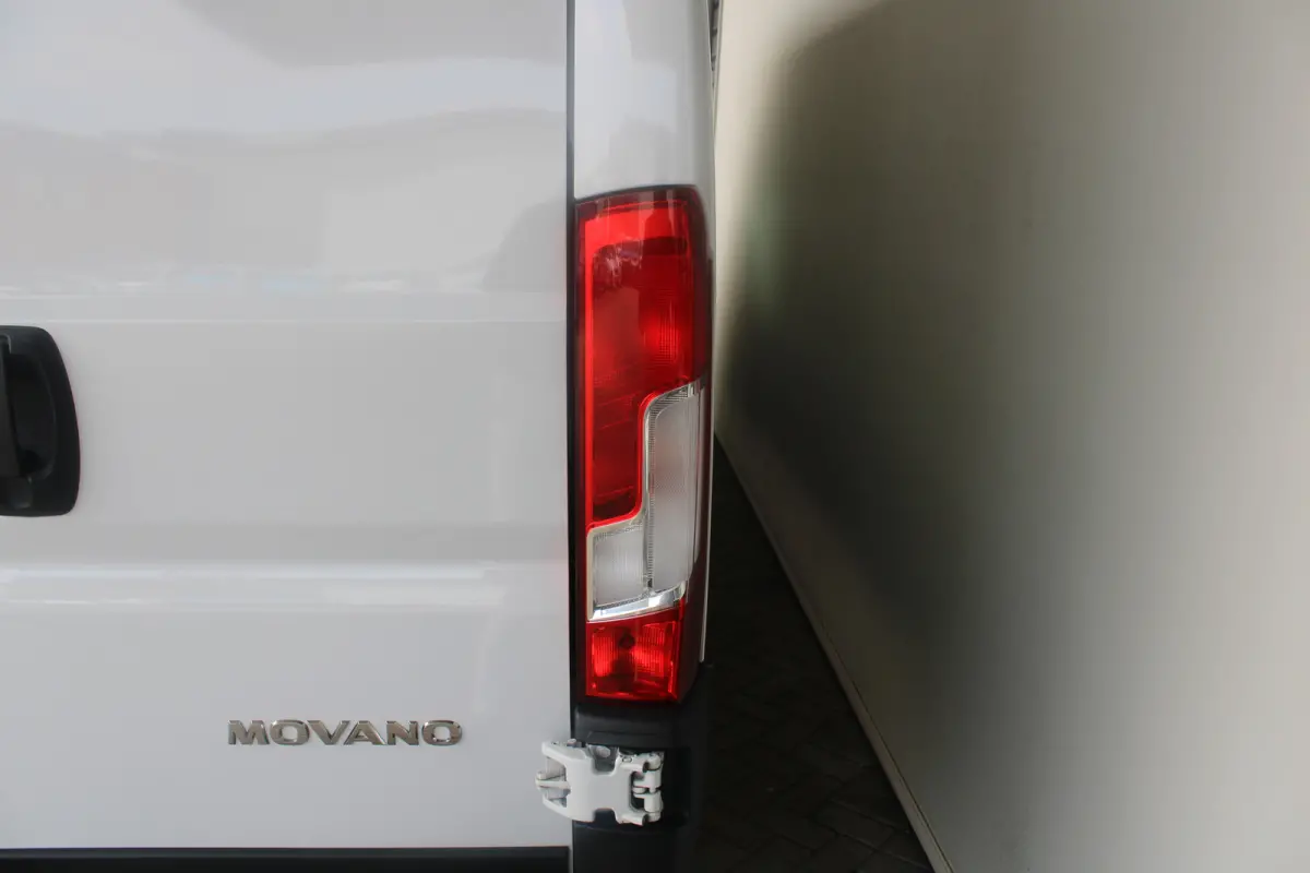 2.2D 140 S&S L3H2 3.5t | Automaat! | Camera | Parkeersensoren | Laadruimtebettimering | Cruise control |