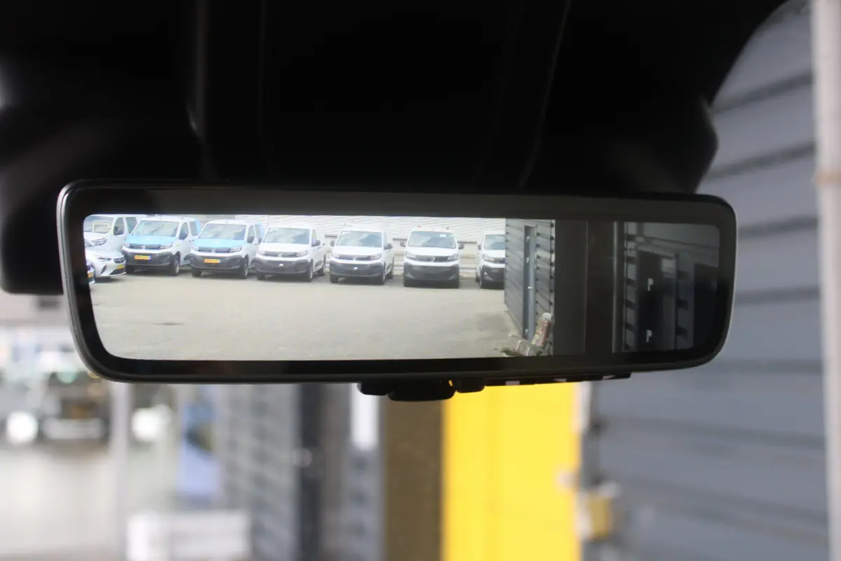2.2D 140 S&S L3H2 3.5t | Automaat! | Camera | Parkeersensoren | Laadruimtebettimering | Cruise control |