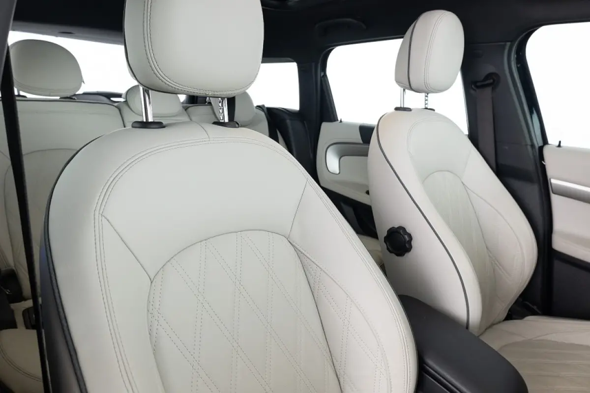 1.5 Cooper ALL4 Yours | LEDER | PANORAMADAK | harman/kardon | Head-Up